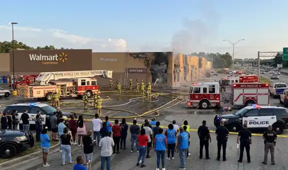 Horror en Walmart | Autoridades de EE.UU. obligan evacuar a clientes por incendio en un congelador: ¿Hubo algún herido?