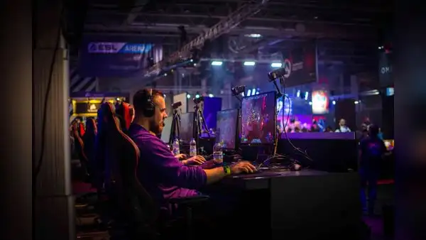 El 76% de hombres en Perú juega videojuegos al menos una vez por semana