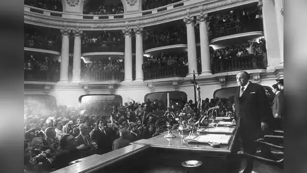 El nacimiento de una Constitución