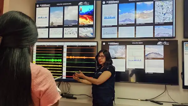 Con inteligencia artificial monitorean el volcán Sabancaya de Arequipa