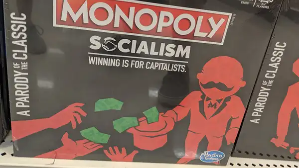 Hasbro lanza versión “socialista” de Monopolio y desata furor en Twitter [FOTOS]