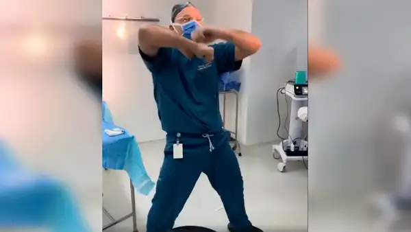 Cirujano es visto bailando tema de ‘J Balvin’ y ‘Black Eyed Peas’ antes de realizar operación [VIDEO]