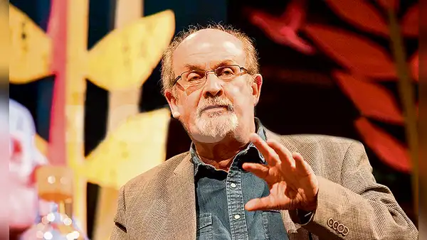 Salman Rushdie:  “El mundo se ha vuelto fantástico”