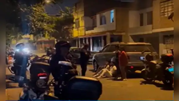 SJL: PNP captura a banda de presuntos extorsionadores que tenía armas y granadas de guerra