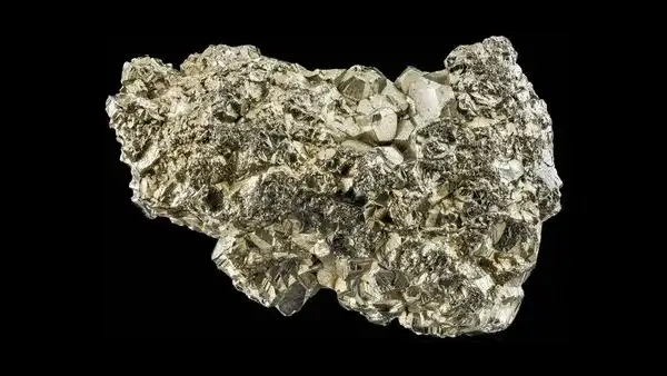 Científicos descubren que un mineral común contiene un nuevo tipo de oro