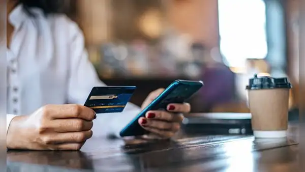 Operaciones a través de la banca móvil superan los 219 millones al mes, según Asbanc