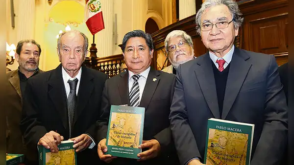 Pablo Macera también hizo historia de rostros vivos