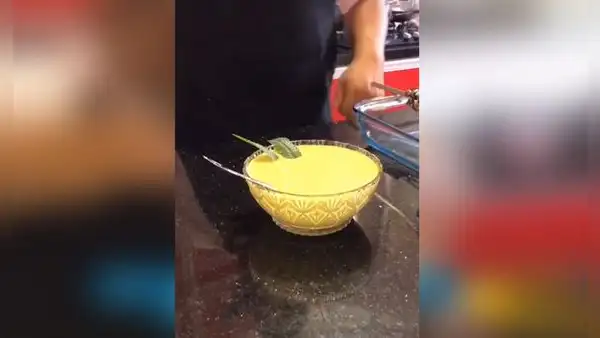 Cocinero peruano revela la ‘receta secreta’ del ají de pollería y causa furor en TikTok [VIDEO]