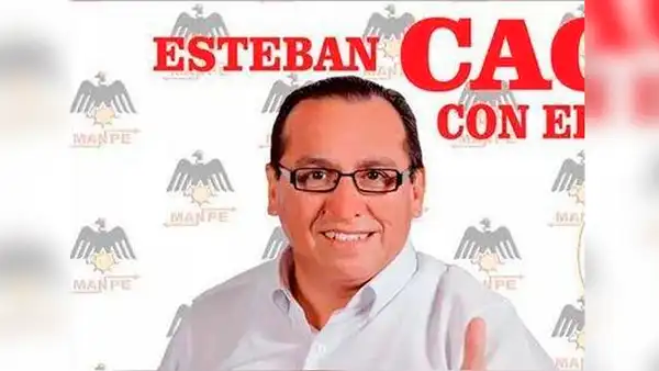 Facebook: Político vuelve a hacer campaña con nueva frase en doble sentido [FOTOS]