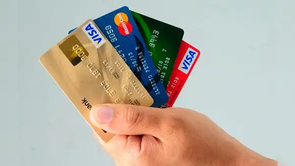 Bancos obligados, desde el 30 de agosto, a ofrecer una tarjeta de crédito que no cobre membresía