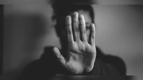 Encuesta IEP: rezagos machistas mantienen violencia contra las mujeres