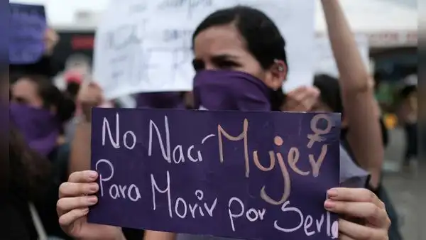 Feminicidio en Comas: PJ dicta 9 meses de prisión preventiva contra hombre que asesinó a expareja