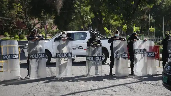 Arequipa: refuerzan seguridad en hotel donde se hospeda Keiko Fujimori