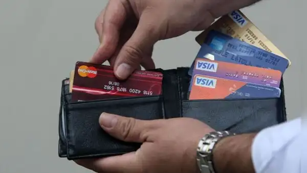 Congreso busca que bancos vuelvan a cobrar más del 180% en intereses