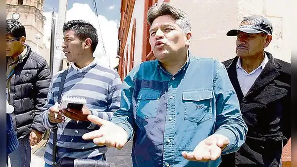 Puno: abogado que quiere adueñarse de colegio está vinculado a estafa de ahorristas