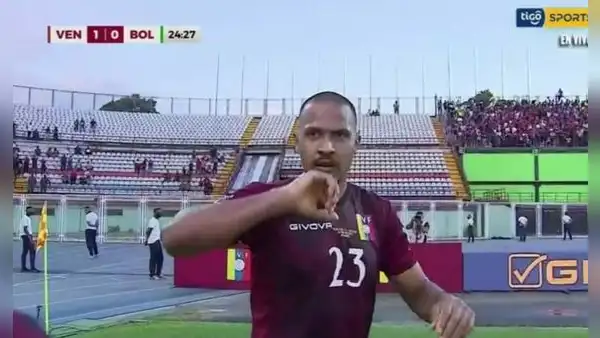 A puro toque: Salomón Rondón anotó el 1-0 de Venezuela ante Bolivia por las eliminatorias