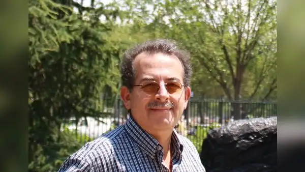 Más que un psicólogo y maestro