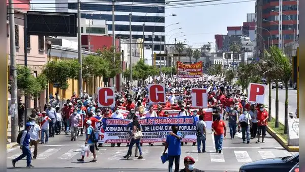 Aumento del sueldo mínimo: secretario general de la CGPT rechaza el nuevo monto y anuncian marchas