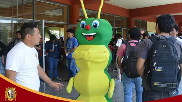 ¿Por qué la mascota del comedor de San Marcos es un gusano?