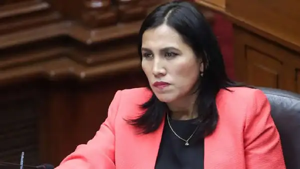 Congreso: Flor Pablo propone evaluar adelanto de elecciones para octubre del 2023