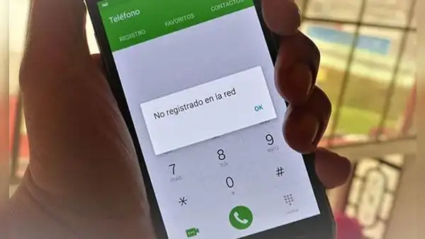 ¿Qué hacer si en mi teléfono aparece el error “no registrado en la red”?