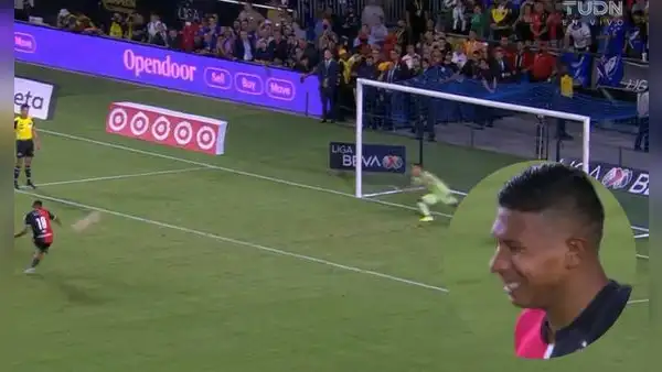 Edison Flores debutó con el Atlas: falló su penal y su equipo perdió la final ante Cruz Azul