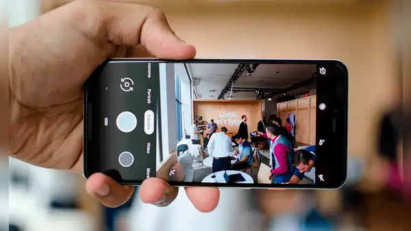 Smartphone: ¿cómo tomar una fotografía con tu voz en lugar de pulsar el botón de la cámara?