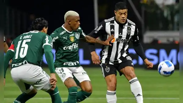 Con 9 futbolistas: Palmeiras ganó 6-5 a Mineiro en los penales y avanza en la Copa Libertadores