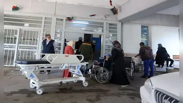 Indignación en Libia: sujeto casi mata a su esposa tras negarse a abortar