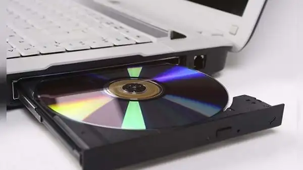 ¿Por qué las laptops actuales ya no vienen con lector de CD y DVD? 