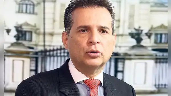 Omar Chehade renunció a APP tras elección de Josué Gutiérrez como defensor del Pueblo