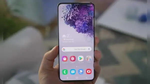 ¿Por qué se apaga la pantalla de mi celular y aun así sigue funcionando?
