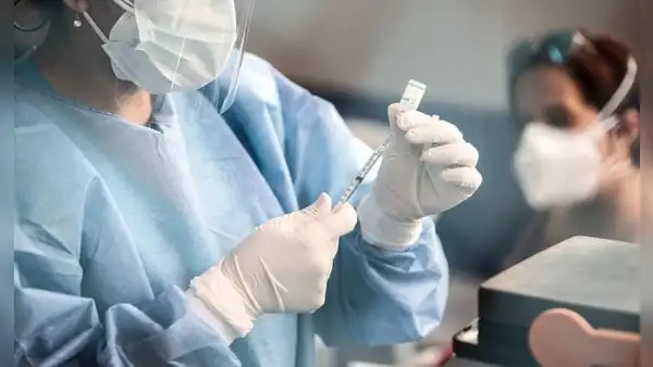 Minsa: vacunas COVID-19 de Pfizer podrán ser usadas después de su fecha de vencimiento