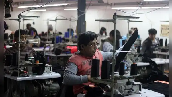 Gobierno dispone la no aplicación de salvaguardias para la importación de ropa china