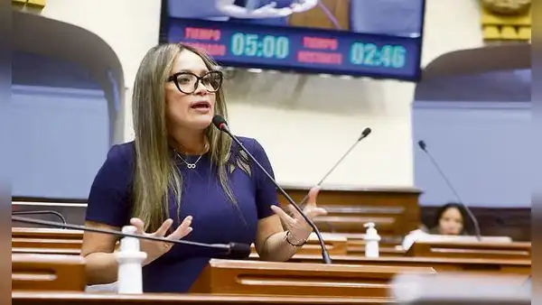 Fiscalía abre investigación contra Cheryl Trigozo por usar a trabajador del Congreso como manager