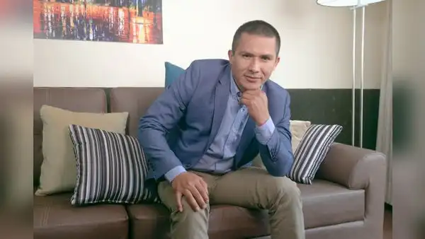 Walter Ocaña: El motivador digital que inspira a miles en redes sociales