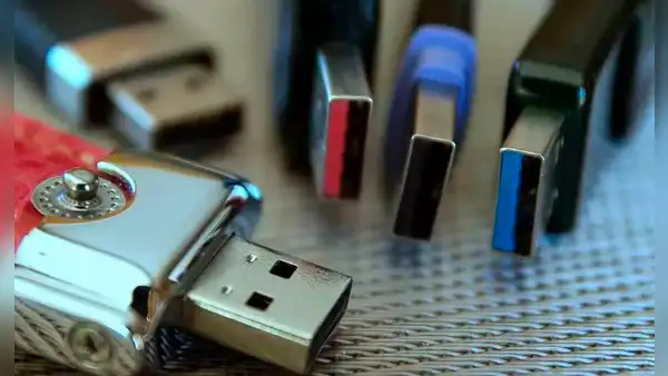 ¿Qué significan los colores que ves en los cables y puertos USB, y para qué sirven?
