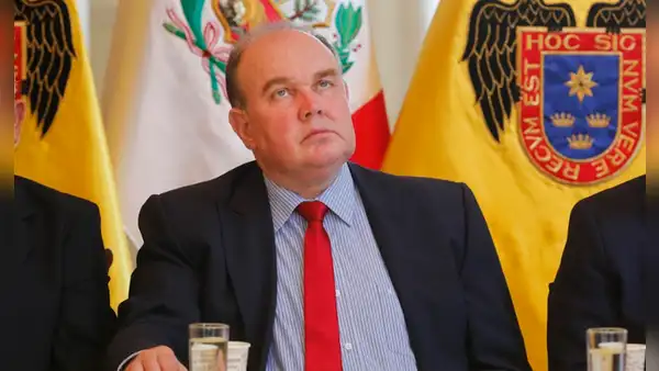 Alcalde López Aliaga evalúa renuncia del presidente de Emape que tiene 3 denuncias por conducir ebrio