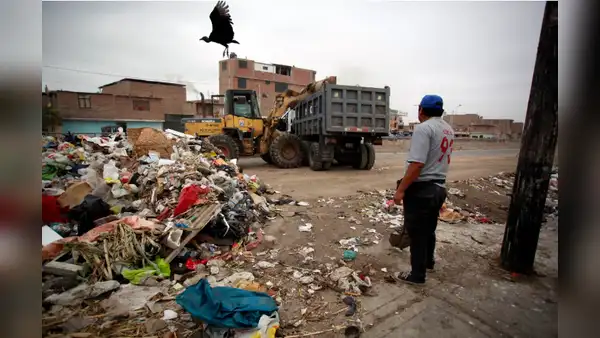 Declaran en emergencia Chiclayo, José Leonardo Ortiz y La Victoria por grave problema de basura