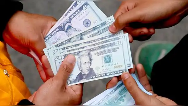 Precio del dólar cierra a la baja y se ubica en S/3,8920 este miércoles 25 de enero