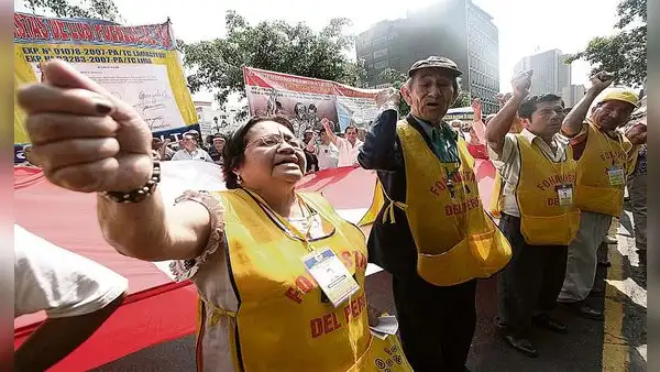 Fonavi: Ejecutivo dilata inicio de la devolución parcial de aportes