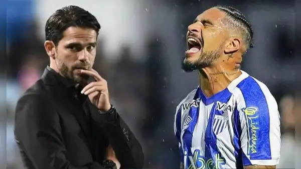 Paolo Guerrero y su DT Fernando Gago tuvieron tenso diálogo previo a su llegada a Racing