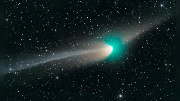 ¿A qué hora se verá el cometa verde hoy y cómo ubicarlo en el cielo?