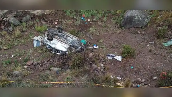 Accidente de tránsito en vía Arequipa-Puno deja 2 personas fallecidas