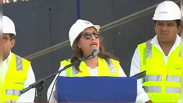 Dina Boluarte: La crisis es generada por un grupo violentista y radical que quiere el anacronismo