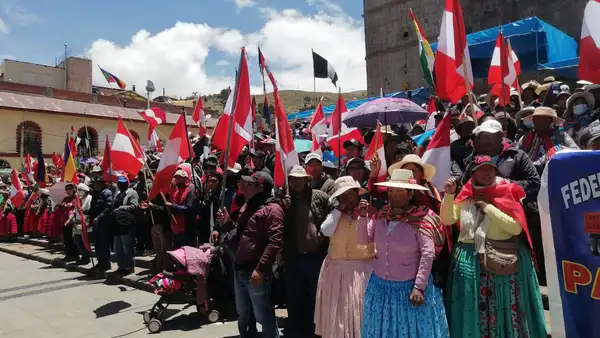 Protestas sociales invaden la fiesta de la Candelaria