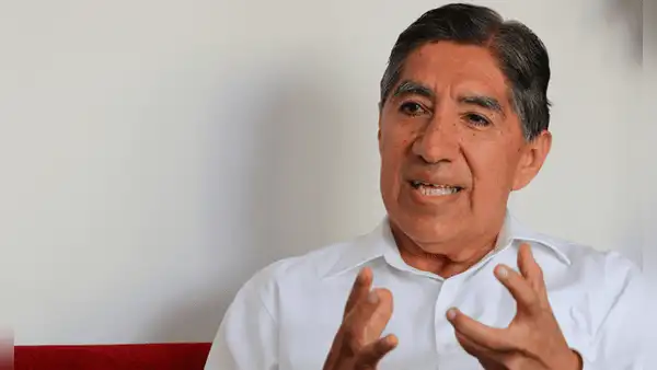 Avelino Guillén: "Un Gobierno sin legitimidad está encaminado a ser autoritario"