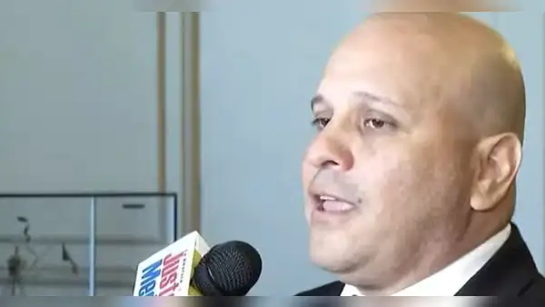 Alejandro Salas sobre Castillo: No debería seguir denominándose presidente en sus comunicados