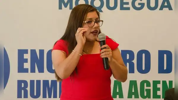 Gobernadora de Moquegua: "Estado de emergencia es arbitrario y un acto de provocación a la población"