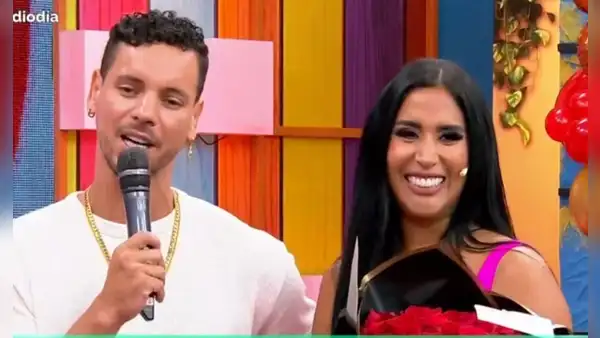 Así reaccionó Melissa Paredes tras ser sorprendida por Anthony Aranda en el programa “Préndete”
